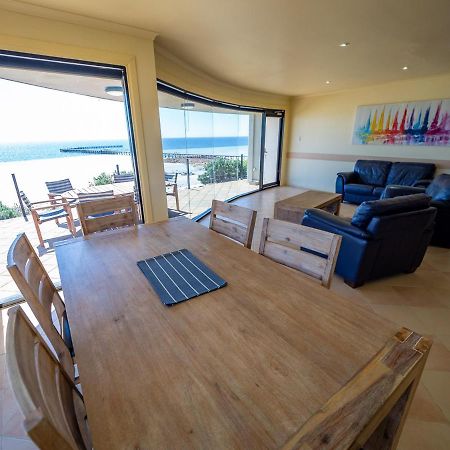 Cliff House Beachfront Villas ムーンタ エクステリア 写真
